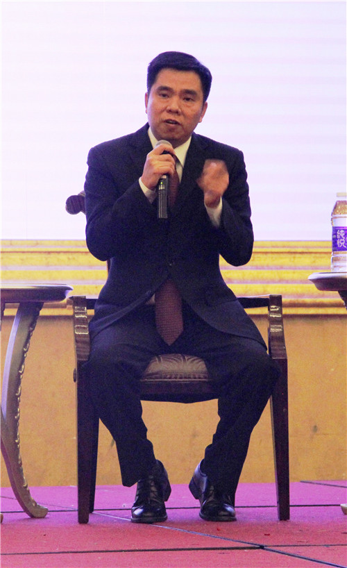 轰炸式提问:如何大胆改造标准酒店?