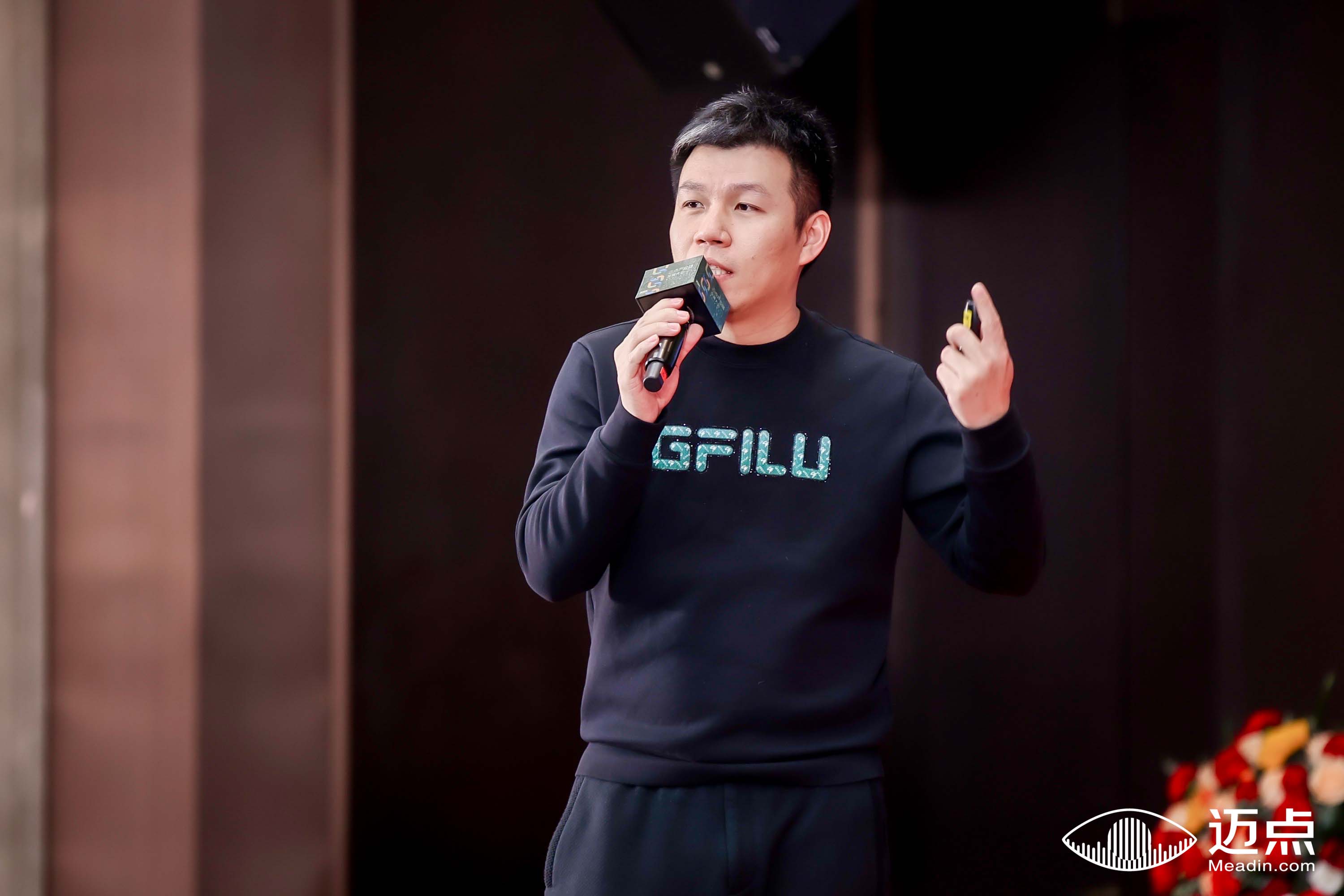 卢跃 | 万斯酒店集团创始人董事长